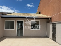 Casa de 2 quartos, no bairro Shangrila, em Pontal do Paraná | Eu Corretor