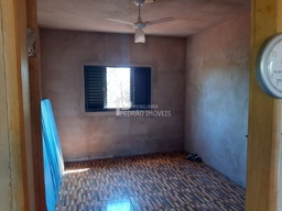 Fazenda/Sítios/Chácaras de 2 quartos, no bairro Sítio Alfredo Guedes, em Lençóis Paulista | Eu Corretor