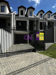 Sobrado de 190m² no bairro Campo Comprido, em Curitiba | Eu Corretor