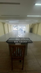 Loja / Salão / Ponto Comercial de 300m² no bairro Jardim Santo Antônio, em Santo André | Eu Corretor