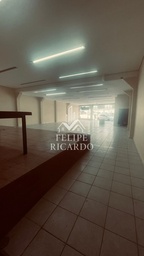 Loja / Salão / Ponto Comercial de 300m² no bairro Jardim Santo Antônio, em Santo André | Eu Corretor