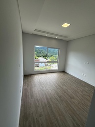 Sobrado de 3 quartos, no bairro Fundo Canoas, em Rio do Sul | Eu Corretor