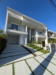 Sobrado de 3 quartos, no bairro Fundo Canoas, em Rio do Sul | Eu Corretor