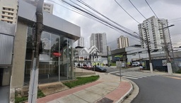 Loja / Salão / Ponto Comercial de 200m² no bairro Vila Bastos, em Santo André | Eu Corretor