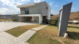 Casa de Condomínio de 4 quartos, 350m² no bairro São Pedro, em Juiz de Fora | Eu Corretor