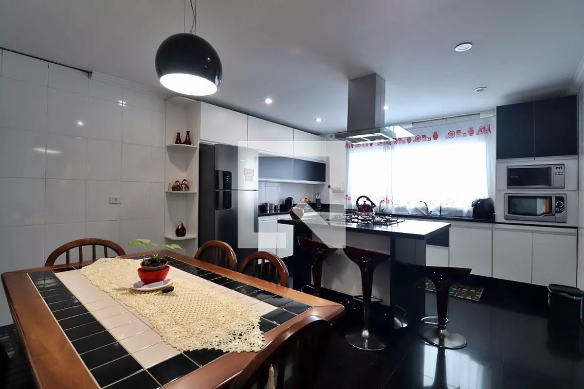 Casa de 3 quartos, 300m² no bairro Parque das Nações, em Santo André | Eu Corretor
