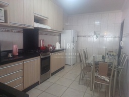 Casa de 3 quartos, 147m² no bairro Jardim Tomy, em Londrina | Eu Corretor