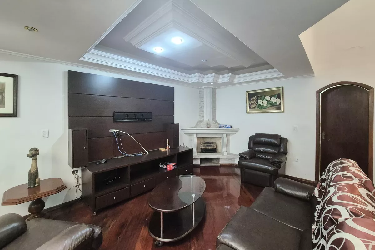 Casa de 4 quartos, 450m² no bairro Vila Euclides, em São Bernardo do Campo | Eu Corretor