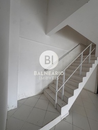 Sala Comercial no bairro Monte Alegre, em Camboriú | Eu Corretor