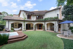 Casa de Condomínio de 4 quartos, 416m² no bairro Alphaville, em Santana de Parnaíba | Eu Corretor