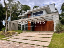 Casa de 3 quartos, no bairro Carniel, em Gramado | Eu Corretor