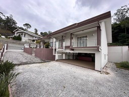 Casa de 3 quartos, 714m² no bairro Santa Rita, em Brusque | Eu Corretor