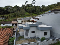 Casa de 2 quartos, 95m² no bairro GUABIRUBA SUL, em Guabiruba | Eu Corretor