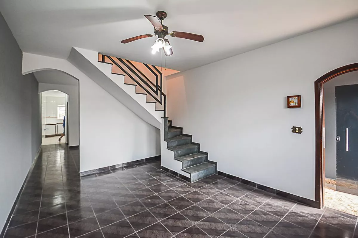 Casa de 3 quartos, 195m² no bairro Nova Petrópolis, em São Bernardo do Campo | Eu Corretor