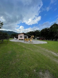 Fazenda/Sítios/Chácaras de 6 quartos, no bairro Oliveira, em Tijucas | Eu Corretor